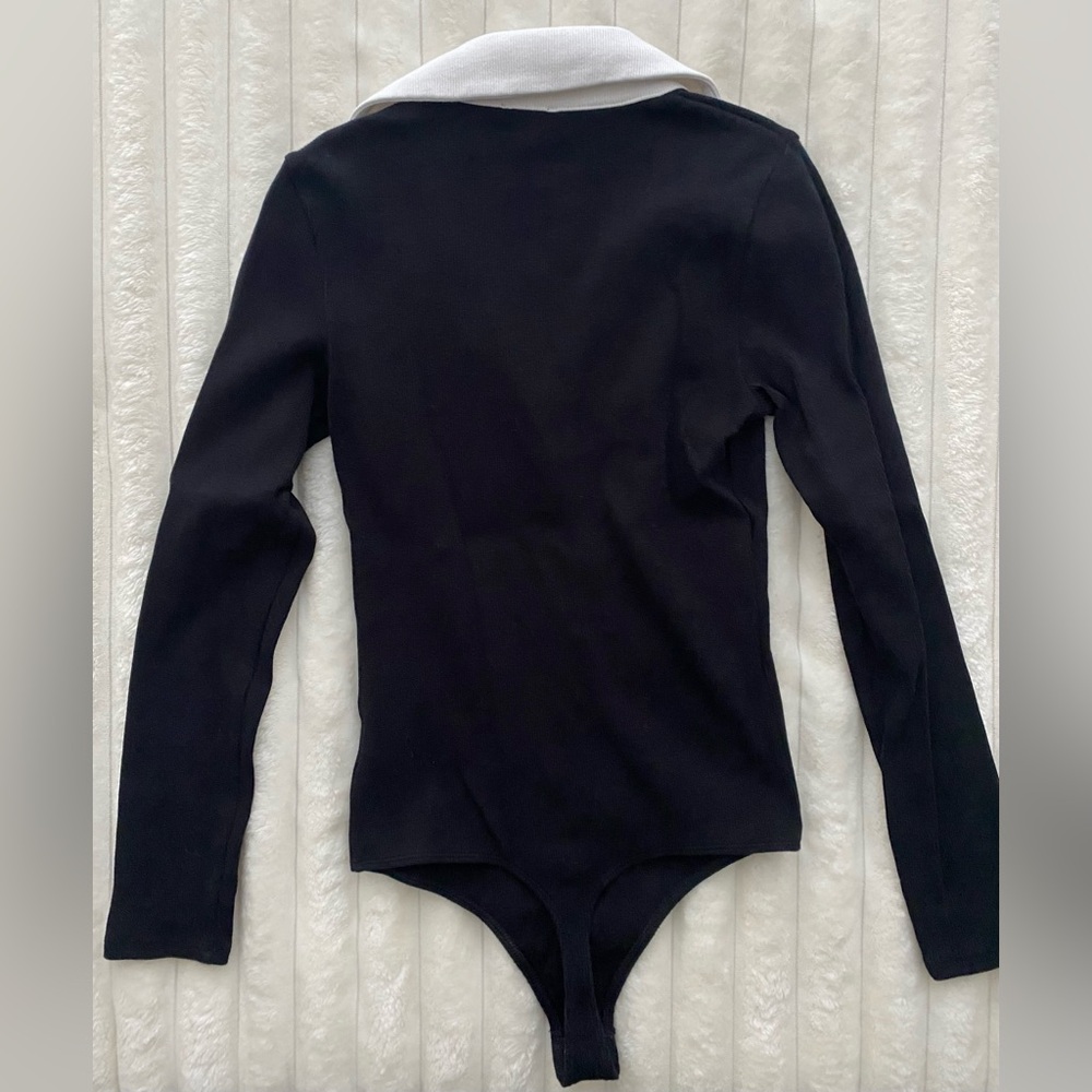 (2) Express Women’s Ribbed V-Neck Collar Bodysuits Shirt Black Size S - Picture 4 of 6